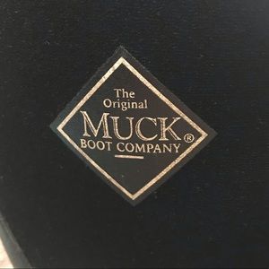 Kids size 3 Black Muck Boots great condition